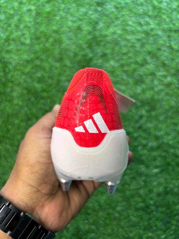 Predator Elite Red Colour SG With Lace(Metal Changer) - 6