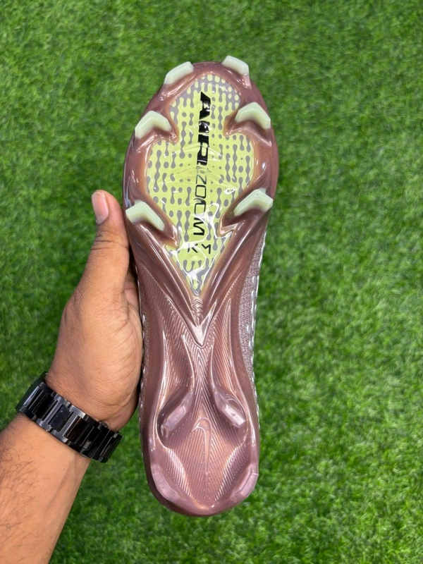 Mercurial Vapor 16 Elite Brown Low-top FG With Lace (Mbappe) - 8.5