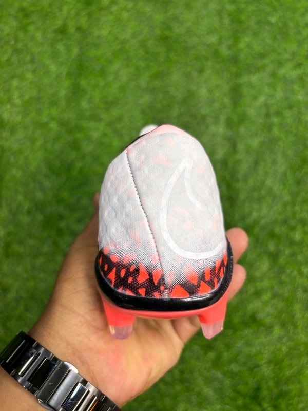 Hypervenom Phantom 3 White Orange Low-top FG With Lace(Colour Changing) - 6