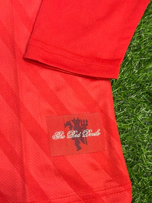 Retro Manchester United 2008 Home Fan Edition Full Sleeve With Short - XL