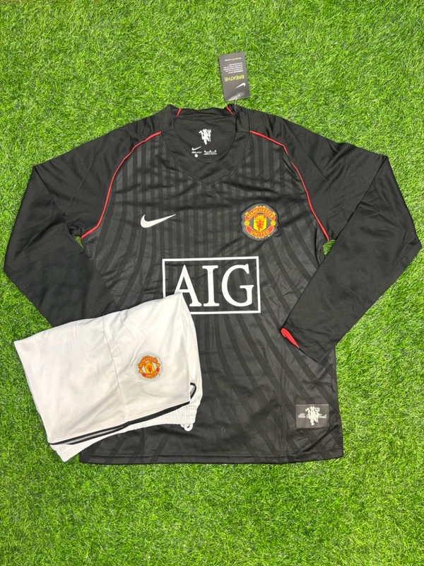 Retro Manchester United 2008 Away Fan Edition Full Sleeve With Short - L