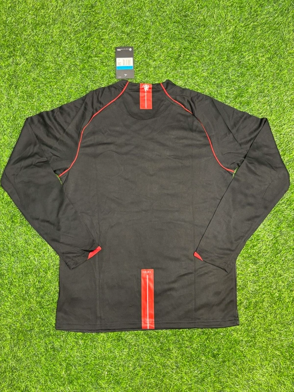 Retro Manchester United 2008 Away Fan Edition Full Sleeve With Short - L