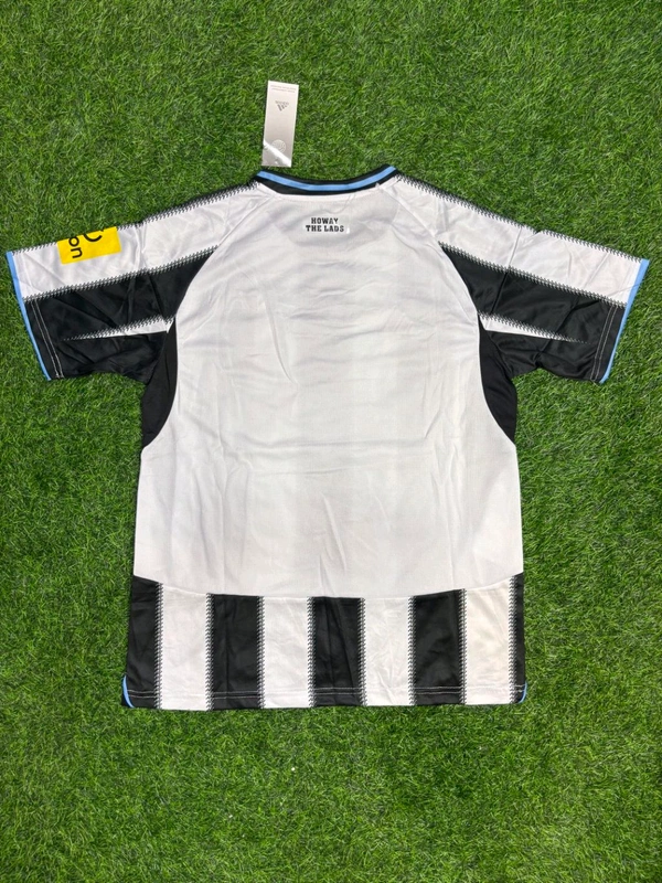 Newcastle United 25/26 Home Kit Player Fan Edition With Short - S