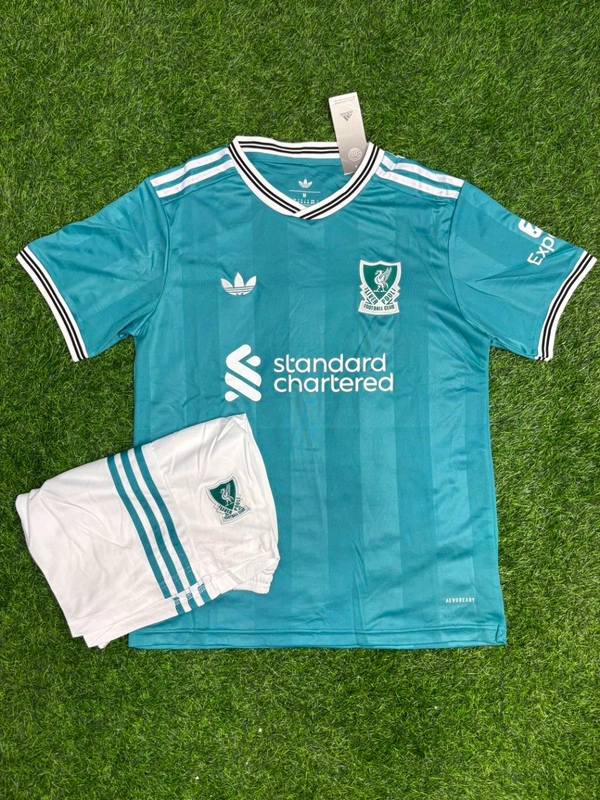 Liverpool FC 25/26 3rd Kit Fan Edition With Short - M