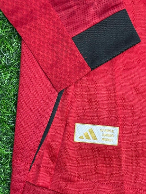 Manchester United 25/26 Home Kit Player Edition Full Sleeve - L