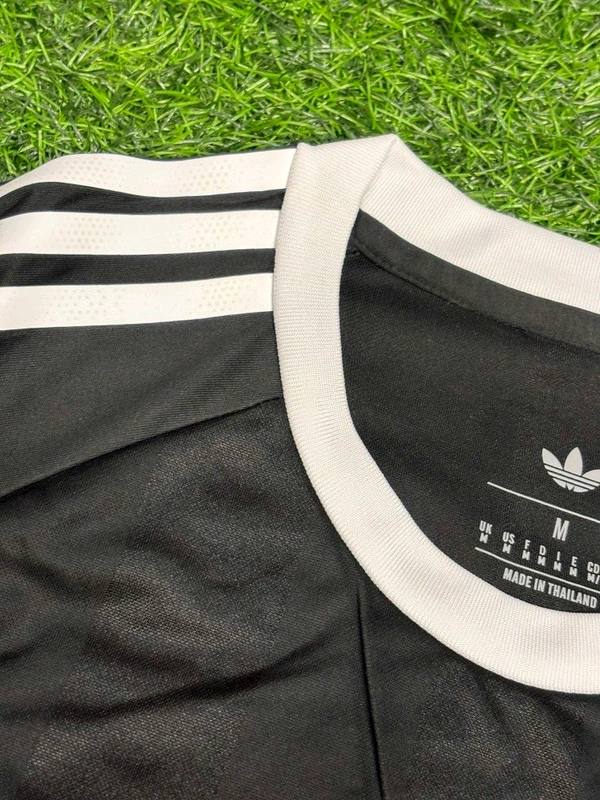 Madrid 25/26 Goalkeeper Kit Player Edition - S