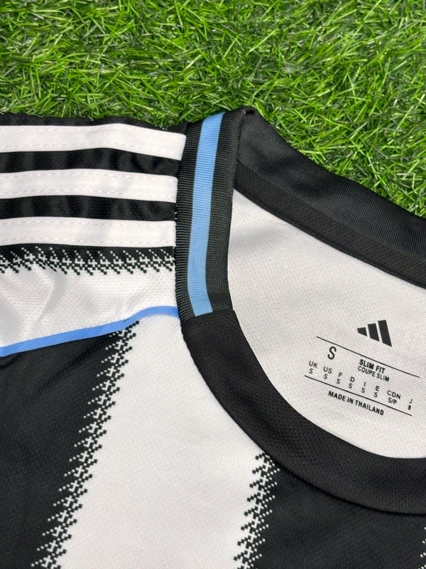 New Castle United 25/26 Home Kit Fan Edition With Short - S