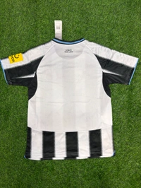 New Castle United 25/26 Home Kit Fan Edition With Short - L