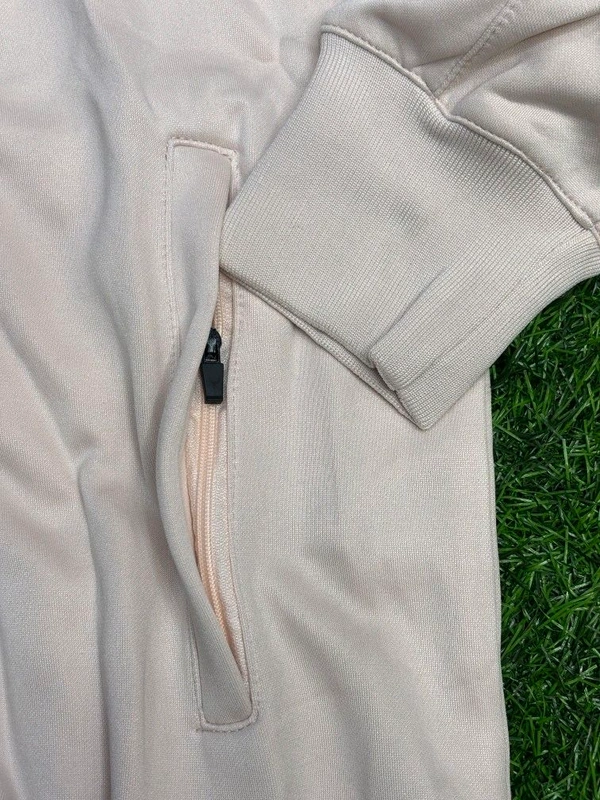 Madrid 2025 Cream And Grey Colour Traning Suit Set - L