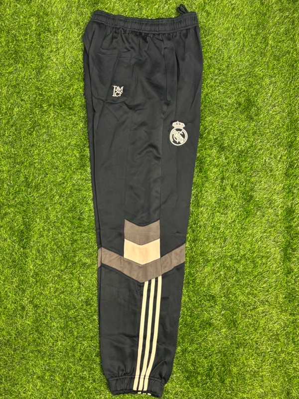 Madrid 2025 Cream And Grey Colour Traning Suit Set - XL