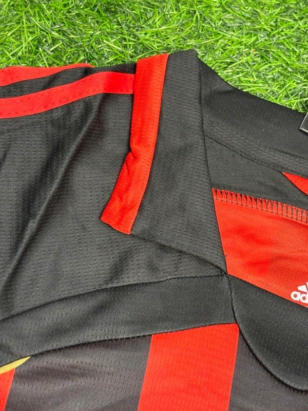 Retro AC Milan 2006-07 Home Kit Fan Edition Full Sleeve With Short - L