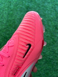 Phantom 6 Luna III Elite Pink FG Low-top With Lace  - 6