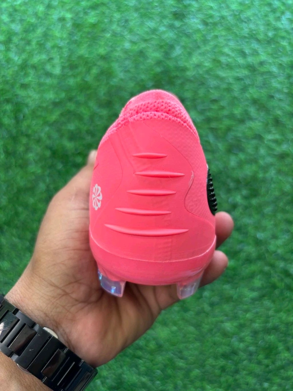 Phantom 6 Luna III Elite Pink FG Low-top With Lace  - 7