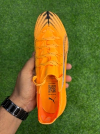 Ultra 6 Ultimate FG Yellow Colour Low-top With Lace - 7