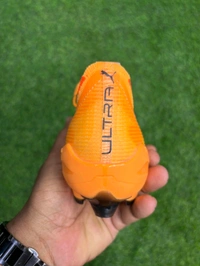 Ultra 6 Ultimate FG Yellow Colour Low-top With Lace - 7