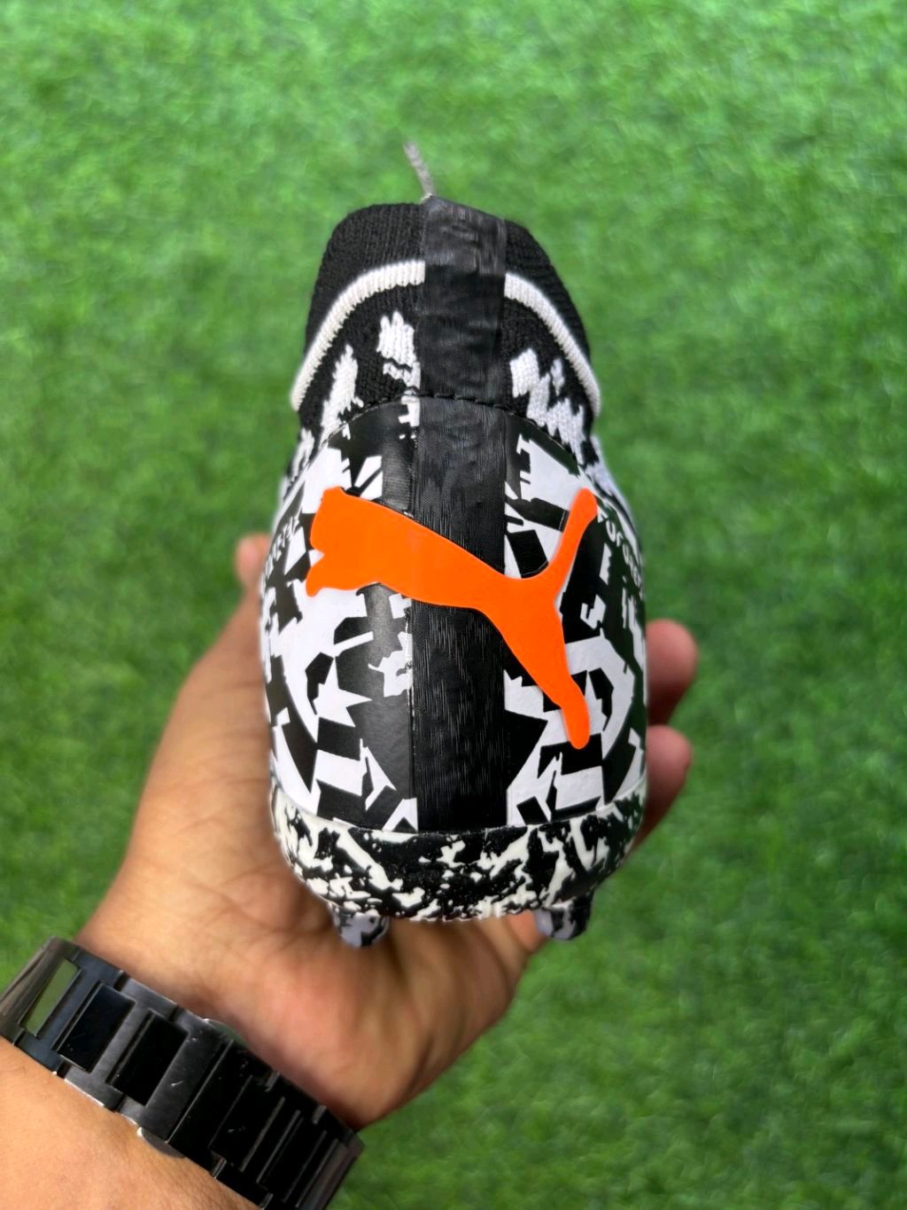 Future Z Muti Colour Special Edition Low-top FG/AG With Lace