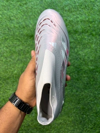 Predator Elite Silver Colour FG Without Lace Bellingham Edition - 7.5