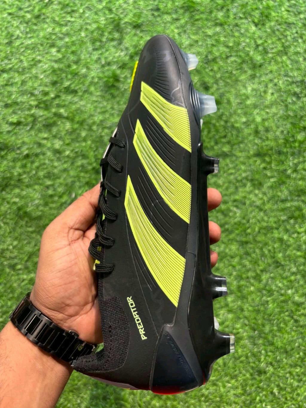 Predator Elite Black Green FG With Lace