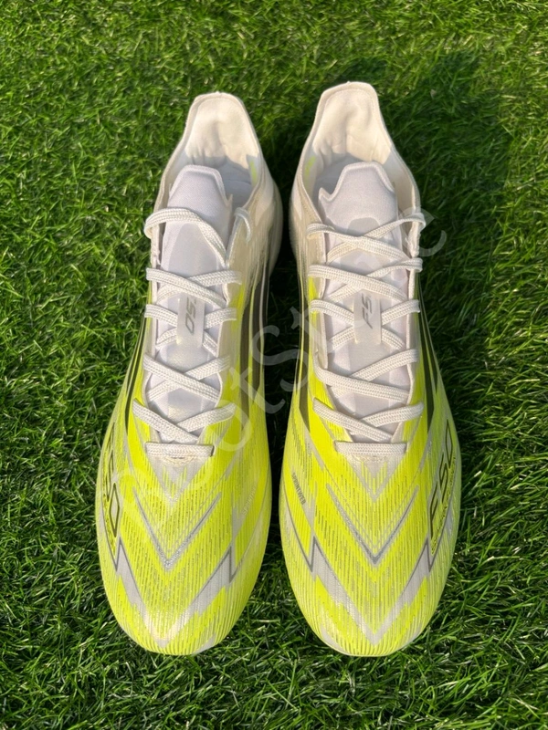 F50 Elite White Light Green Low-top FG With Lace - 9.5