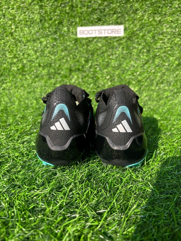 Predator Foldover Elite Black Colour FG With Lace - 9.5