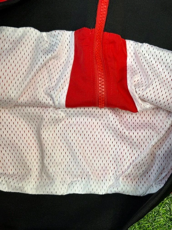 Retro Style Manchester United Red Windbreaker Jacket - XL