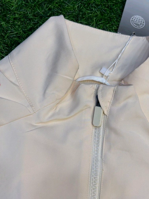 Liverpool FC Cream Colour Windbreaker Jacket - L