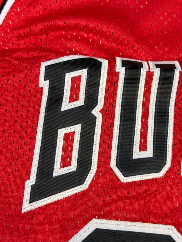 NBA Bulls Red Black Colour Jersey - PIPPEN 33 - S