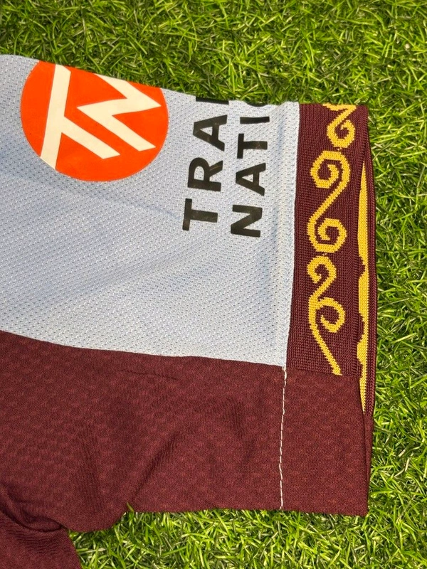 Aston Villa 25/26 Home Kit Player Edition Half Sleeve - L