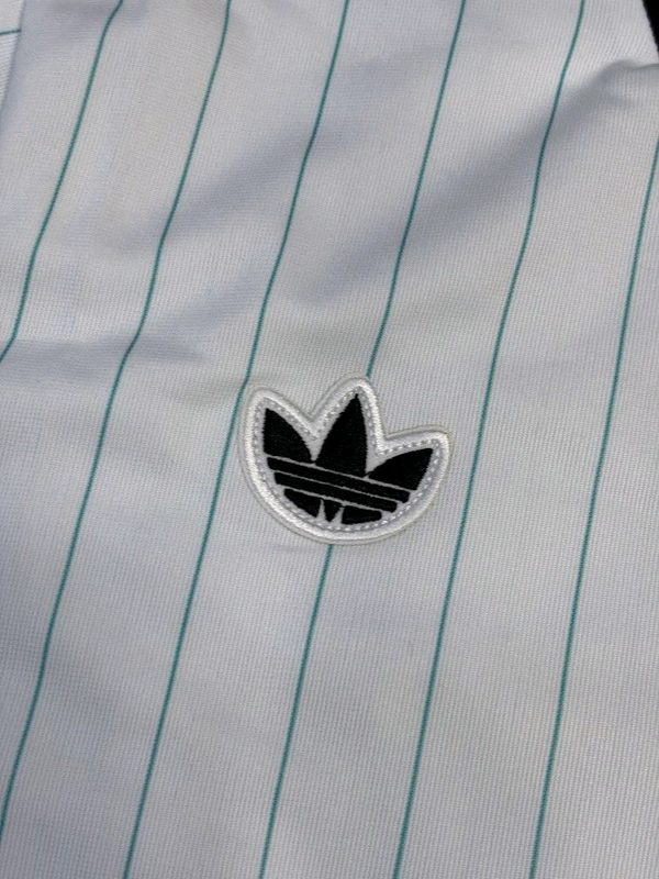 Liverpool FC White Colour Special Kit Player Edition - S