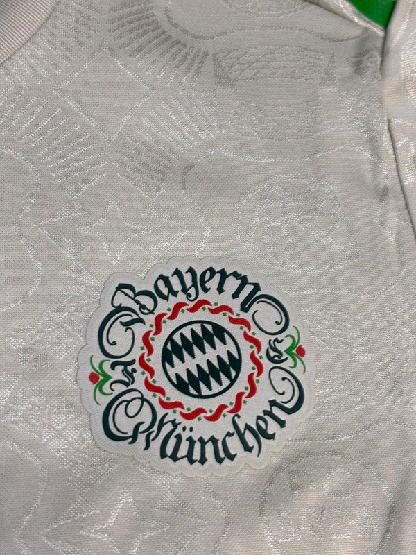 Bayern Munich 25/26 Oktoberfest Special Kit Player Edition - M