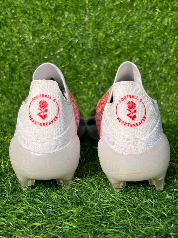 F50 Elite White Red Low-top FG Without Lace - 9.5