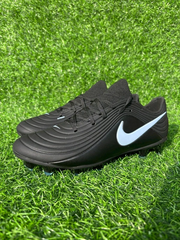 Tiempo Legend 10 Elite Black Low-top FG With Lace - 8.5