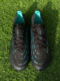 Predator Elite Black Colour Low-top FG With Lace - 7.5