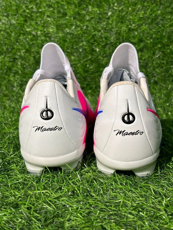 Tiempo Legend 10 White Colour Low-top FG With Lace - 8.5