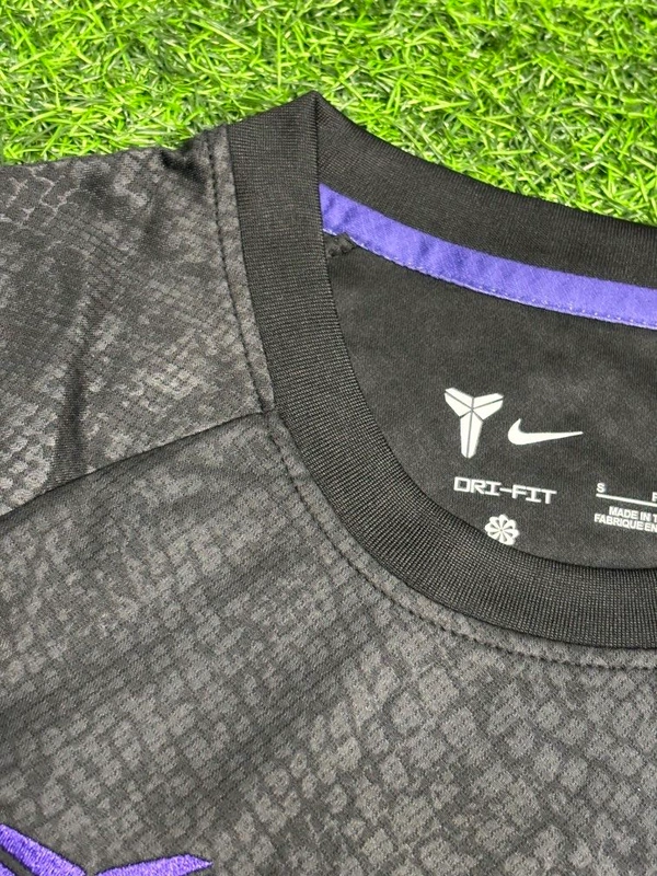 FC Barcelona 25/26 X Kobe Bryant Full Sleeve Fan Edition With Short - M