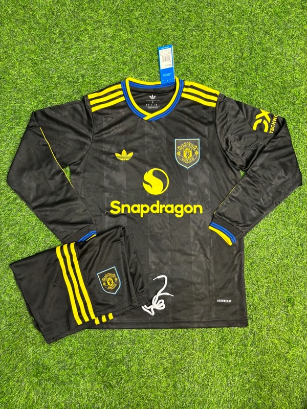 Manchester United 3rd Kit Full Sleeve Fan Edition With Short - XL