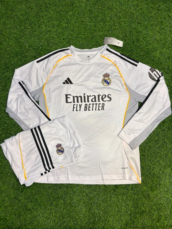 Madrid 25/26 Home Kit Full Sleeve Fan Edition With Short - M