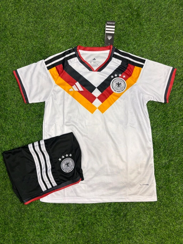 Germany 2026 World Cup Home Kit Fan Edition With Short - L