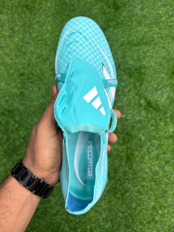 Predator Elite Foldover Sky-blue Colour FG With Lace - 6.5