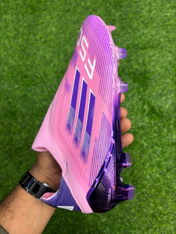F50 Elite Purple Colour Low-top FG Without Lace - 7.5