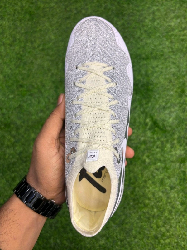 Mercurial Vapor 16 Elite Silver Colour Low-top FG With Lace - 7.5