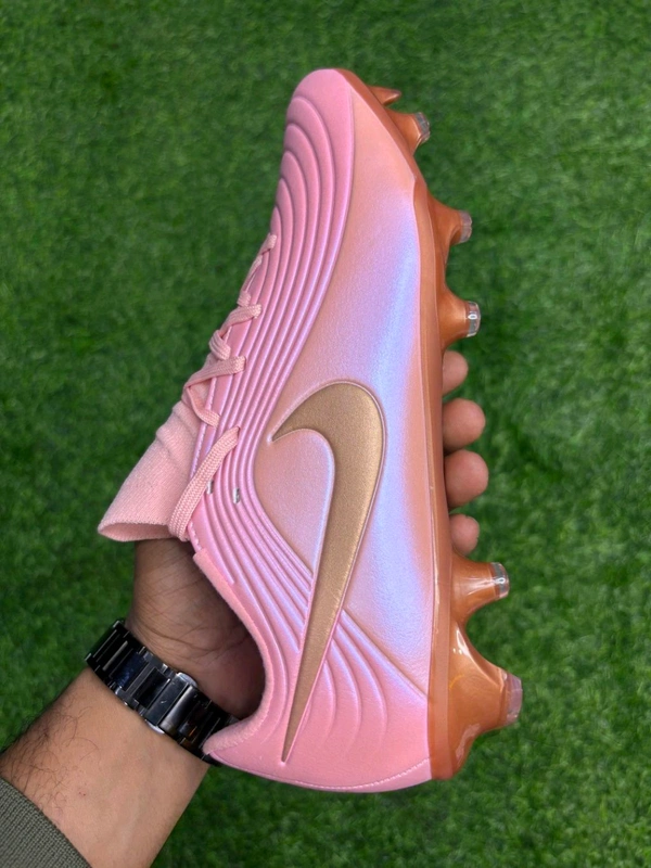 Tiempo Legend 10 Elite Pink Colour Low-top FG With Lace - 7.5