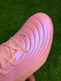 Tiempo Legend 10 Elite Pink Colour Low-top FG With Lace - 10