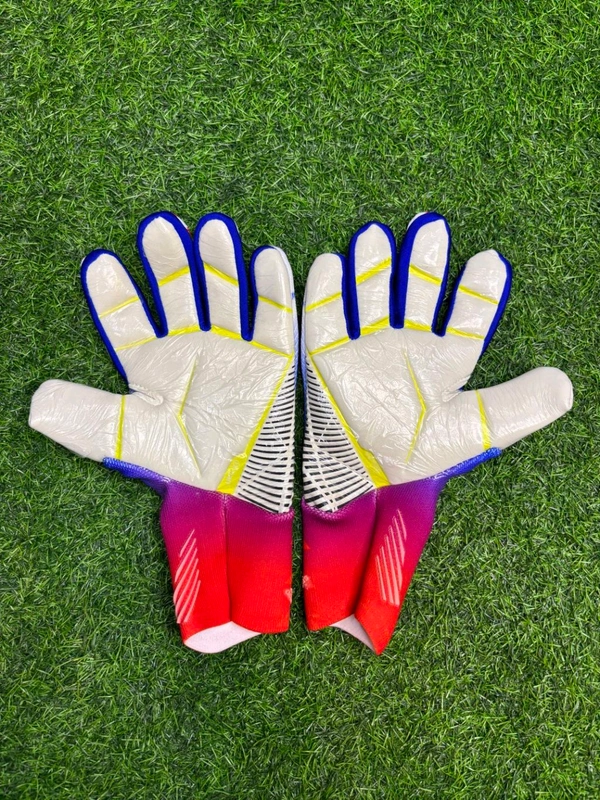 Predator Pro URG Al Rihla World Cup Goalkeeper Gloves - 8