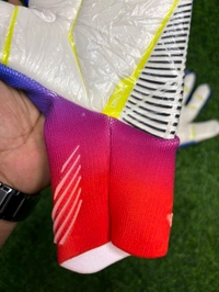 Predator Pro URG Al Rihla World Cup Goalkeeper Gloves - 8