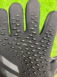Predator Pro Black Colour Goalkeeper Gloves - 9