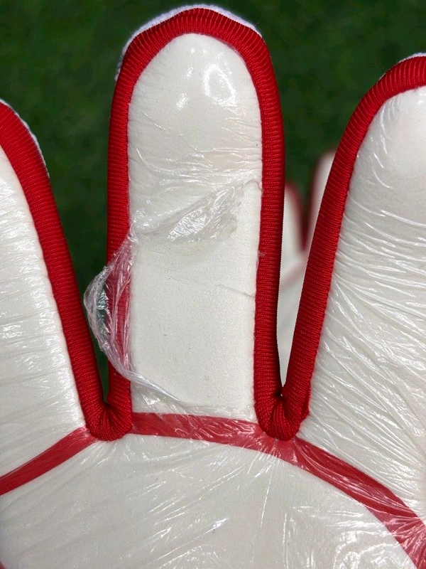 Predator Pro White Red Colour Goalkeeper Gloves - 10