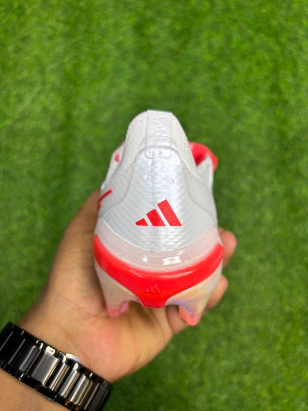 Predator Foldover Elite Next-gen White Red Colour FG With Lace - 6.5