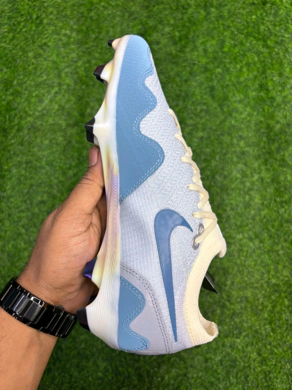 Mercurial Vapor 16 Sky-blue Colour Low-top FG With Lace - 5.5