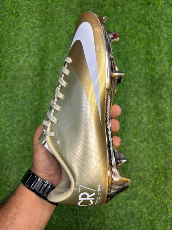 Mercurial CR7 Rare Gold Limited Edition FG With Lace - 6